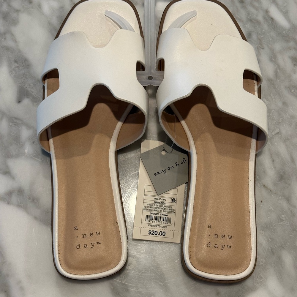 A New Day Women's Cream Slide Sandals